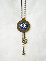 Náhrdelníky - Folk náhrdelník modrý okrúhly + štvorlístok - 13548217_