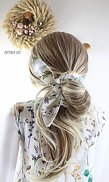 Ozdoby do vlasov - Lúčne kvety - gumička do vlasov, scrunchie - 13555282_