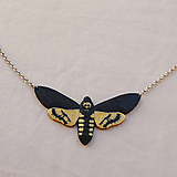 Náhrdelníky - Prívesok Nočný motýľ (Smrtihlav) zlatý - 13562865_
