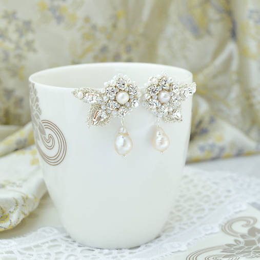 Krajkované náušnice s riečnymi perlami (Ag925 + Keshi perly)