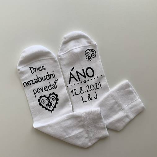 Maľované ponožky pre ženícha (/ nevestu s iniciálami)