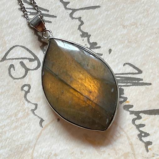 Labradorite Steel Necklace / Oceľový náhrdelník s labradoritom