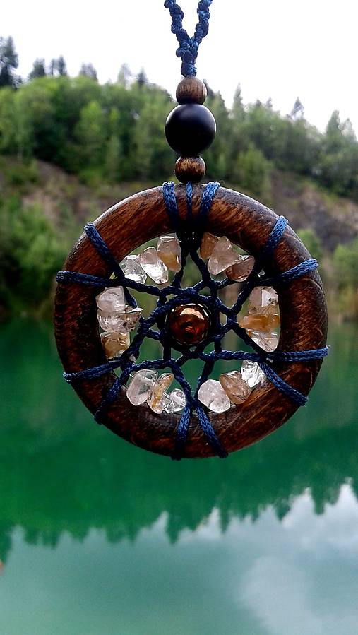 Dekorácie - Wood mandala sebadôvery a vitality - 13572228_
