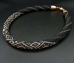 Náhrdelníky - Háčkovaný náhrdelník - 13575607_