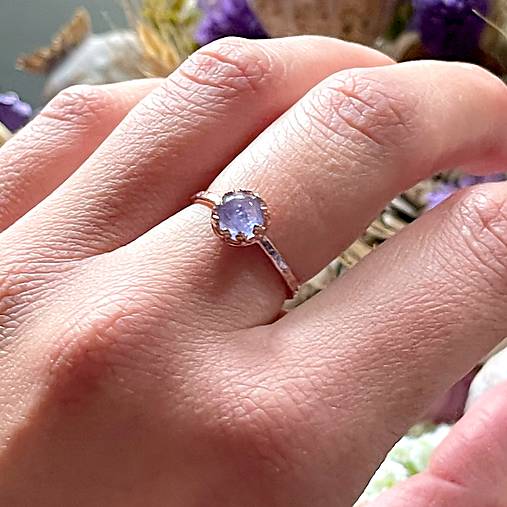 Natural Tanzanite Ag925 Silver Rose Gold Plated Ring  / Strieborný prsteň s prírodným tanzanitom