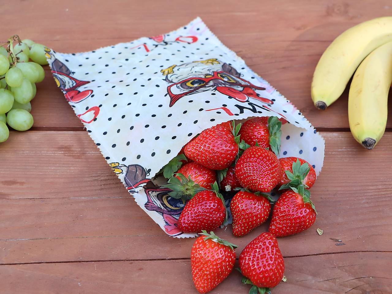 Voskovrecko na desiatu 25cm x 20cm rôzne