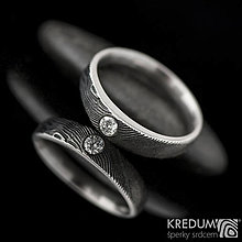 Prstene - Ručne kovaný zásnubný prsteň damasteel s diamantom - Siona (diamant čirý 2,7 mm) - 13601654_