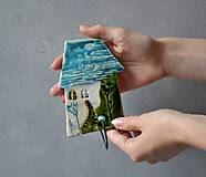 Nábytok - vešiak dom s jedným hákom tyrkysový  - 13601887_