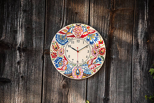 Hodiny - hodiny s Vajnorským ľudovým ornamentom - farebné - 13604826_
