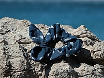 Ozdoby do vlasov - Scrunchies ušatá gumička rybky tmavo modré - 13613771_