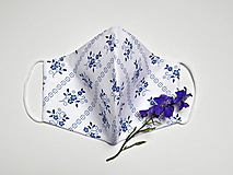 Rúška - Dvojvrstvové  textilné rúško na tvár -  Modré kytičky v pásoch - 13616119_