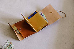 Pánske tašky - Vlastný text, kožená peňaženka  - 13617487_