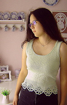 Topy, tričká, tielka - Ručně pletené tielko - 13621535_