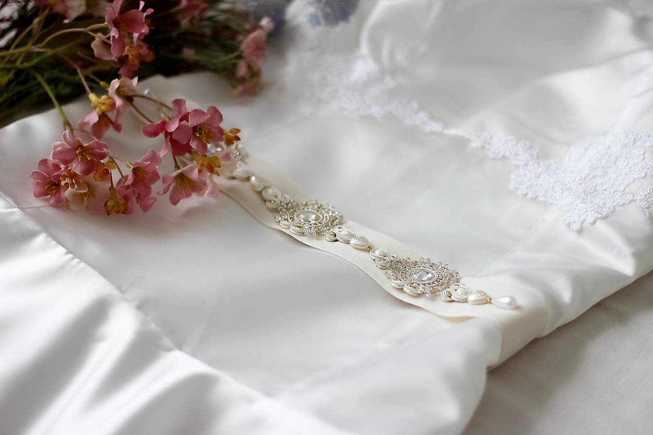 Svadobný šujtášový opasok Valentína