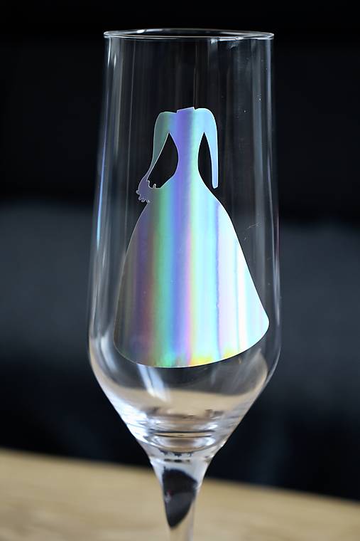 Nádoby - Pohár na šampus - nevesta (Holografická) - 13638320_