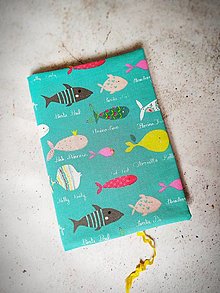 Papiernictvo - Obal na zošit, menšiu knihu, veselý s rybičkami - 13640672_