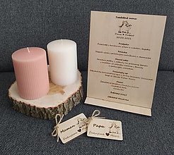 Darčeky pre svadobčanov - Drevené svadobné menu so stojanom - 13641512_