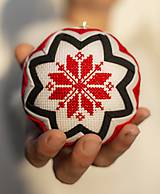 Dekorácie - Vianočná patchworková guľa 1 - 13647613_