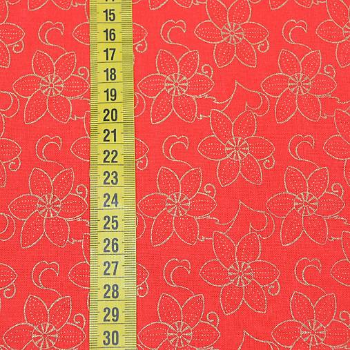 Textil - Vianočná 100% bavlna - metráž - zlaté kvety na červenej - 13648318_