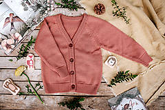 Detské oblečenie - Merino sveter na zapínanie rosewood - 13648401_