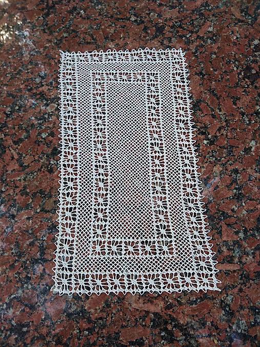 Úžitkový textil - Ručne háčkovaná dečka H57 obdĺžnik 42 x 25 cm - 13650542_