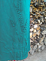 Šaty - Smaragdové ľanové šaty - 3D kvety (rôzne farby) - 13651527_