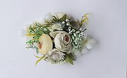 Svadobný bielo - béžový kvetinový hrebeň do vlasov