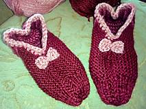 Ponožky, pančuchy, obuv - Pletené papuče dámske - 13657428_