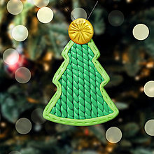 Dekorácie - Vianočný stromček Fimom vyšívaný - čistý (ozdoba) - 13658831_