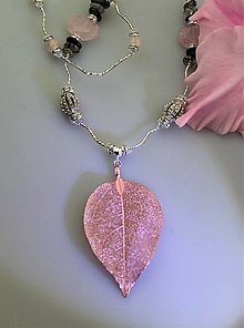 Náhrdelníky - turmalín s ruženínom náhrdelník dlhý - 13663914_