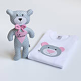 Detské oblečenie - SET MACKO  body + hračka (sivo - ružový) - 13666528_