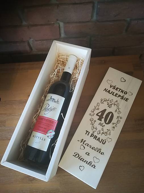 Drevená darčeková krabička na víno s vypáleným textom