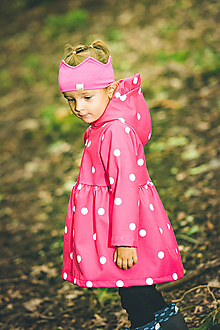 Detské oblečenie - prechodný softshell kabátik bodka ružový - 13672399_
