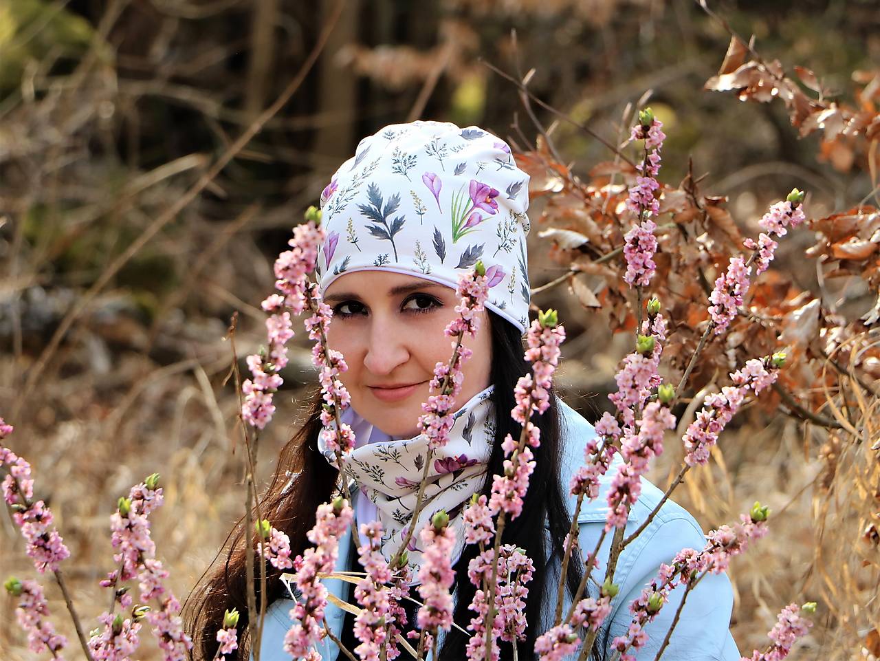 Šafrán úpletová čiapka, nákrčník alebo set