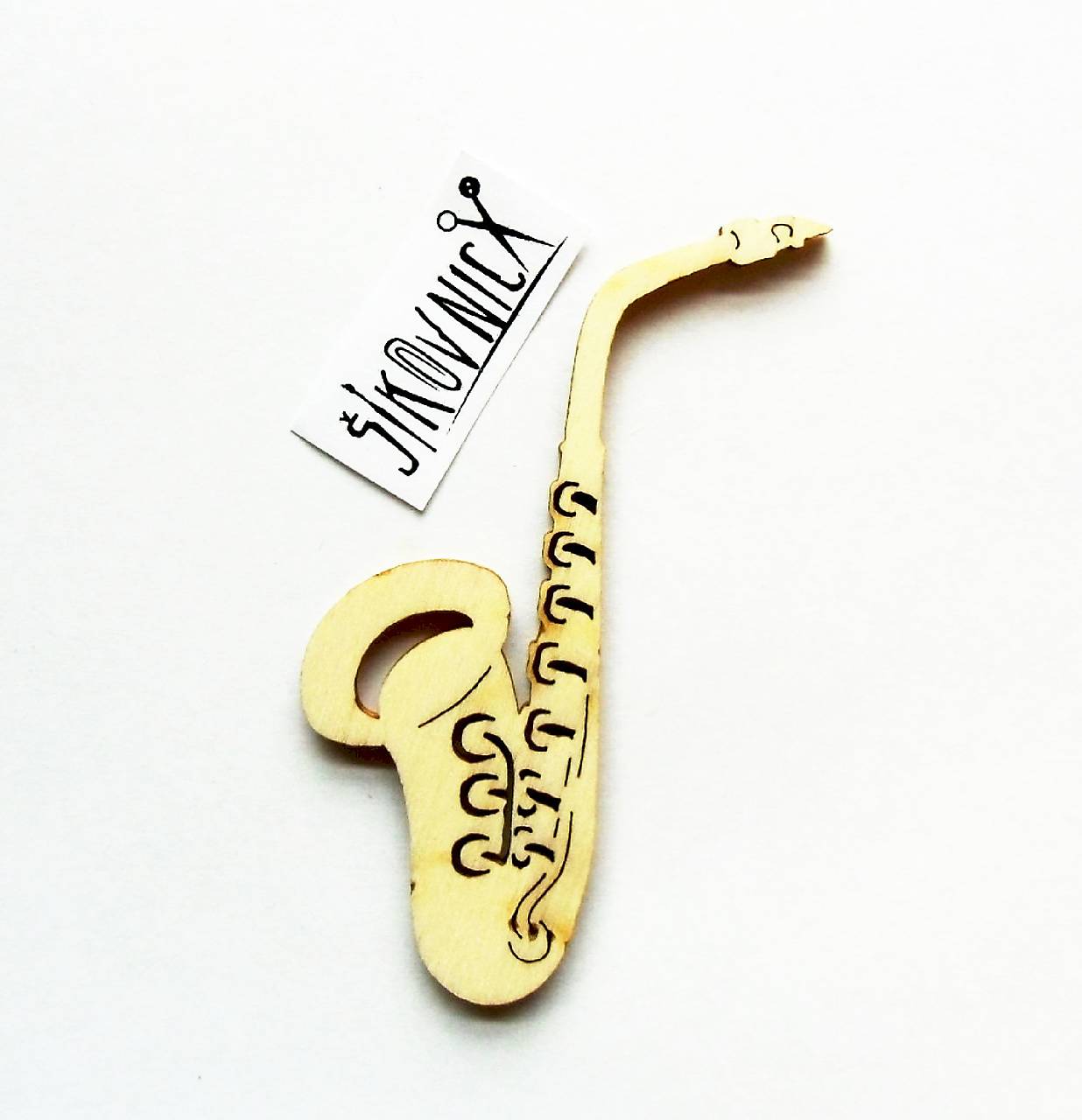 Výrez z preglejky - saxofón, 8,5x5 cm