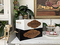 Nádoby - “Stará bednička so štítkom Chocolat “ (Čierna) - 13683671_