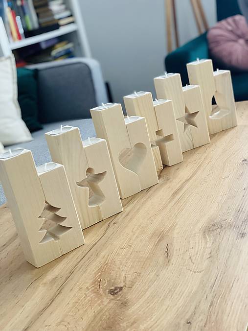 Svietidlá - Svietnik - krížik (Ľanový olej) - 13685922_