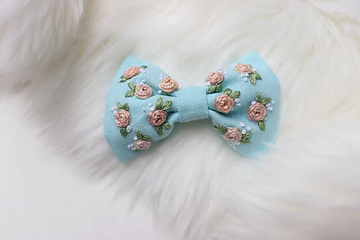 Detské doplnky - Vyšívané mašličky Nezábudka ♡ (Nežné ružičky) - 13689267_