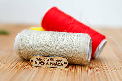 Galantéria - Drevený štítok na prišitie 100% RUČNÁ PRÁCA - 13696519_
