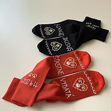 Ponožky, pančuchy, obuv - Maľované ponožky pre novomanželov alebo k výročiu svadby - ľudovoladené (biele + čierne) ((červené + čierne)) - 13701878_