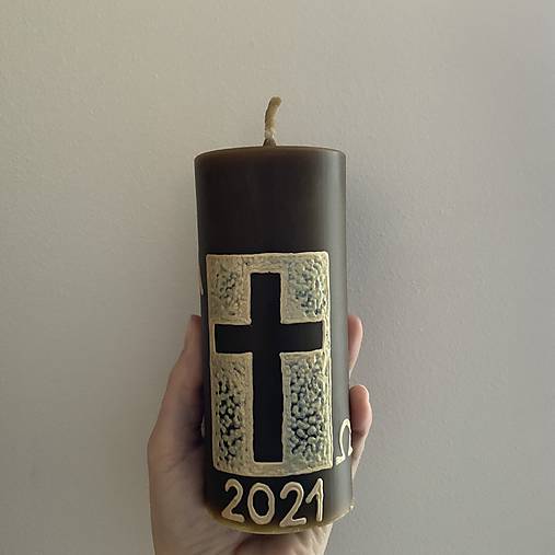 Maľovaný domáci paškál “2024” (Alfa a omega s krížom 2)