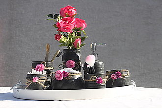 Nádoby - Originálna čierna dekoračná súprava do kúpeľne s ružami - 13715924_