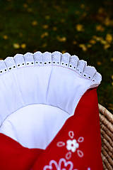 Detský textil - Rozkvitnuté zavinovačky (Červená s bielou výšivkou) - 13732317_