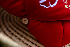 Detský textil - Rozkvitnuté zavinovačky (Červená s bielou výšivkou) - 13732323_