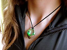 Náhrdelníky - Živicový náhrdelník - Lesný svet 3 - 13731135_
