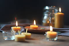 Svietidlá a sviečky - Sklenený kalíšok na sviečku - 13732706_