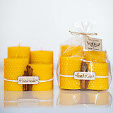 Sviečky - Sviečka zo 100% včelieho vosku - Točené hrubé - Žlté (variant B-zdobené a darčekovo balené sviečky) - 13746498_