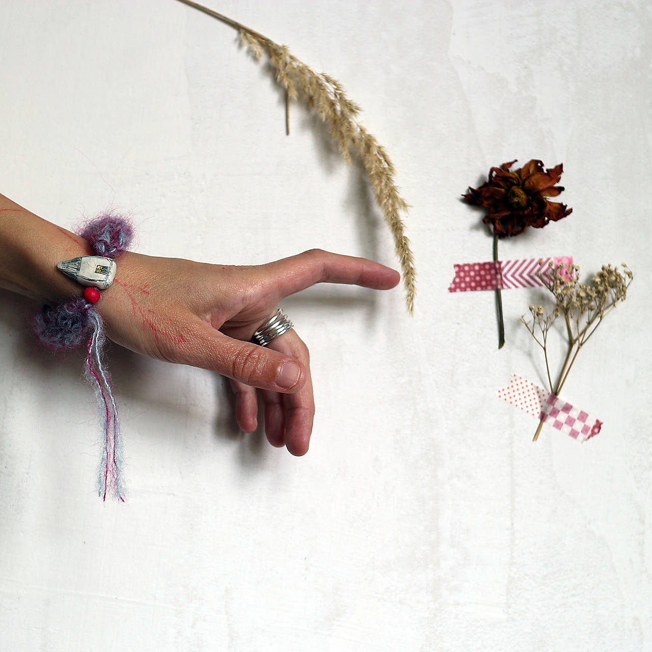 Domčeky na vlnách/ náramok VII.