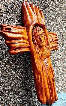 Dekorácie - Drevorezba Ježiš na kríži - 13751053_