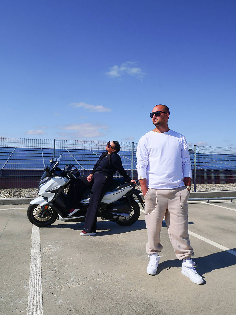 Tepláky COMFY UNI béžové (L)